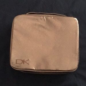 DONNA KARAN MAKEUP BAG